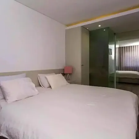 Appartement Bright T2 With 35 M2 Terrace, 2bed And 2bath And Fast Internet! *